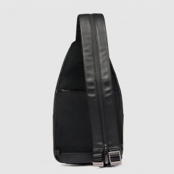 Рюкзак слинг мужской Piquadro Urban CA6540UB00/N черный кожа