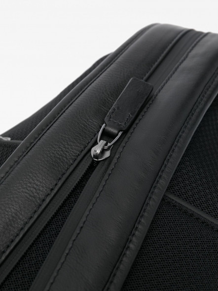 Рюкзак слинг мужской Piquadro Urban CA6540UB00/N черный кожа